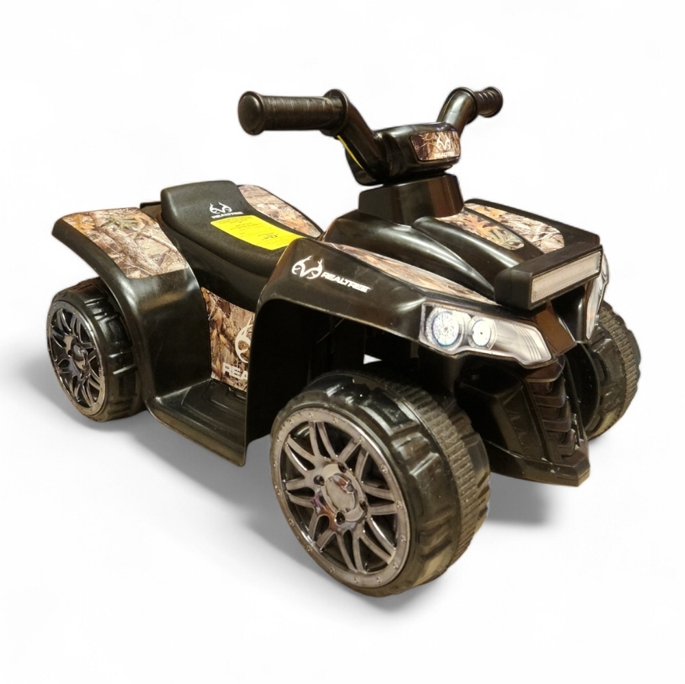 Realtree Camouflage 6V 4 Wheeler Battery Powered Ride-On Quad‎ for Toddlers Toy